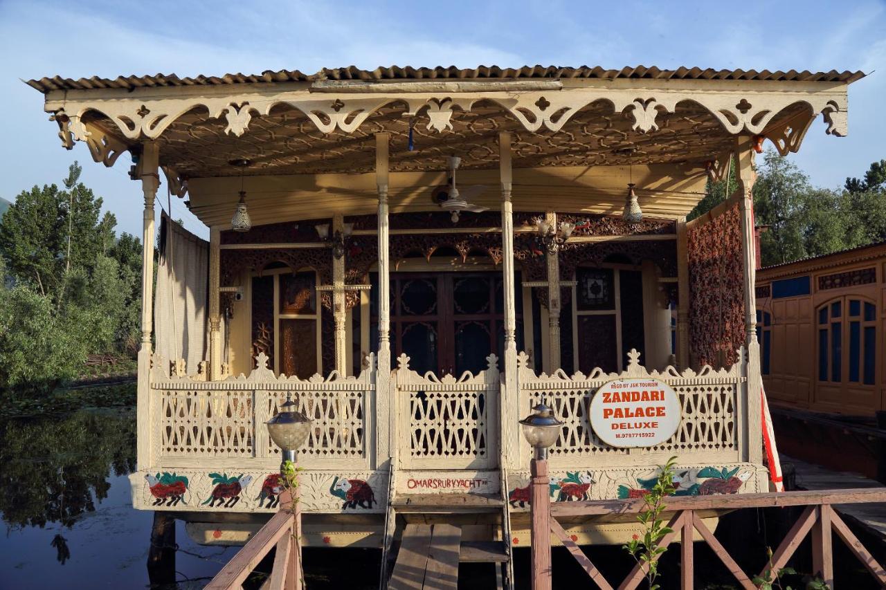 Houseboat Zaindari Palace Srīnagar Eksteriør bilde