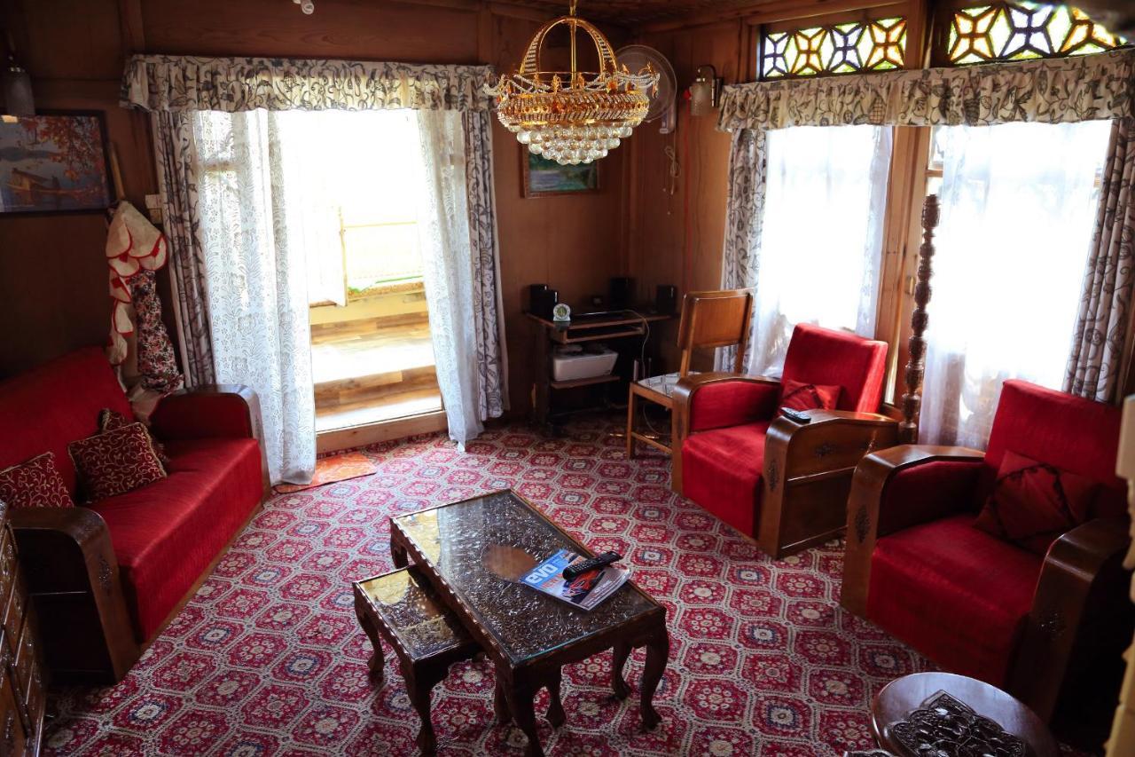 Houseboat Zaindari Palace Srīnagar Eksteriør bilde